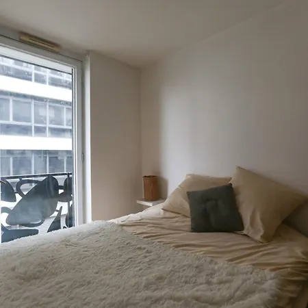 Апартаменты 37 M Cocoon With Balcony *